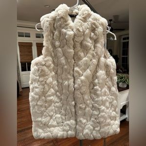 Women’s Rachel Zoe Faux Fur Vest Size Large